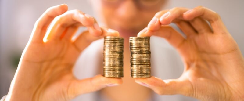 Nůžky odměňování žen a mužů v Česku jsou pořád rozevřené